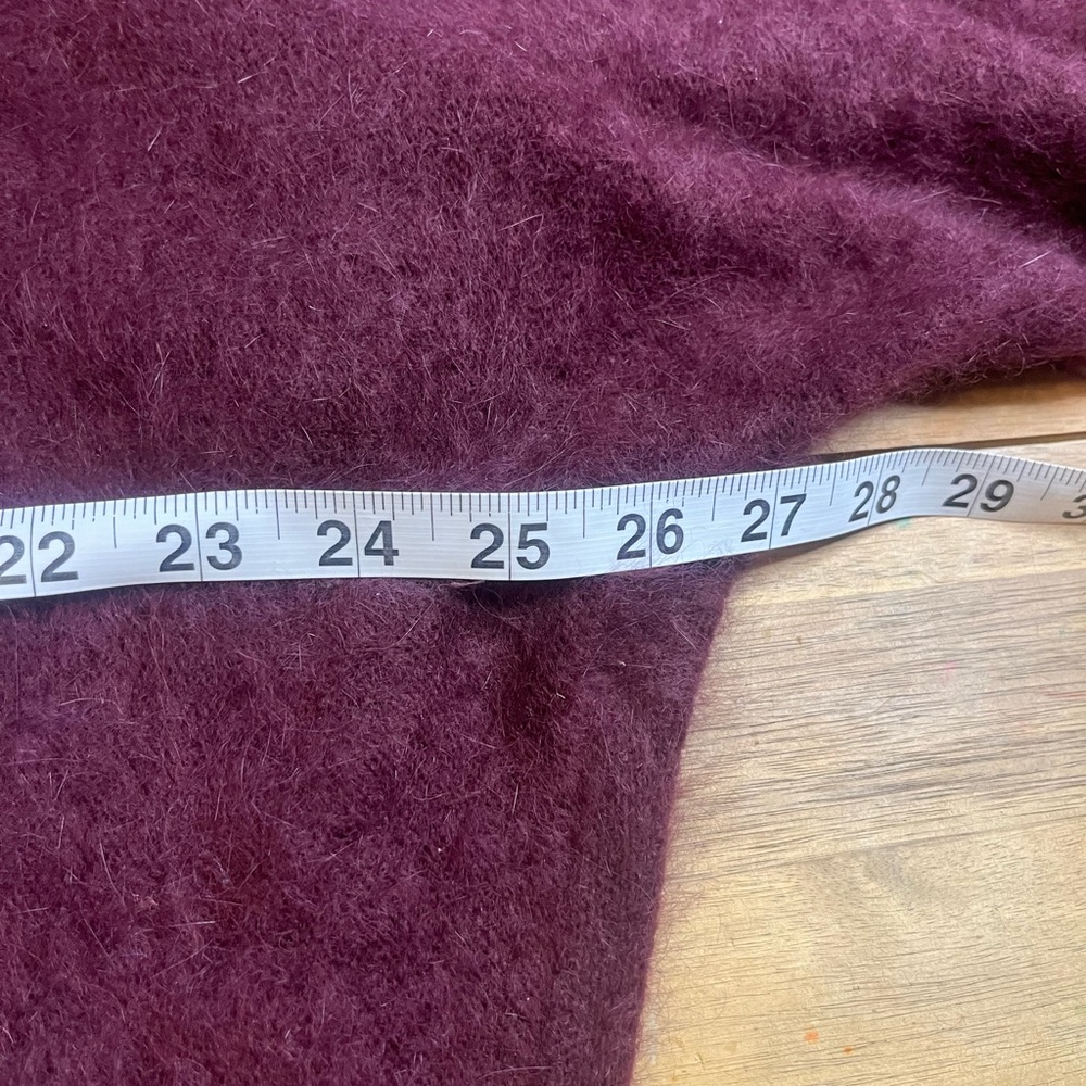Vintage woman’s Burgundy Angora beaded button down cardigan luxury Soft - Picture 8 of 13
